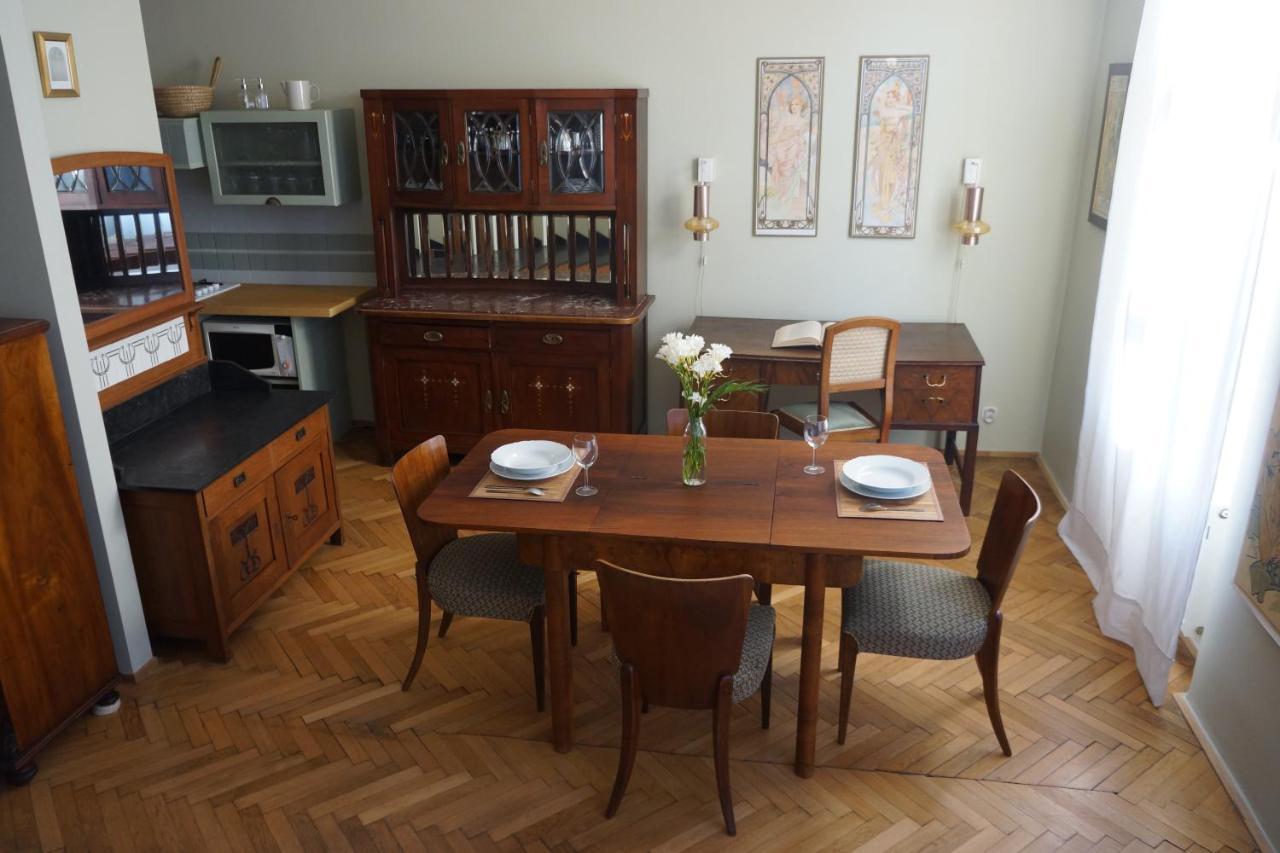 Lindas Flat Praga Exterior foto