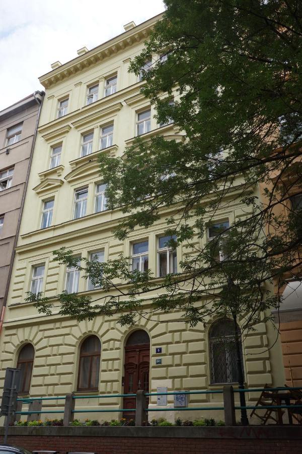 Lindas Flat Praga Exterior foto